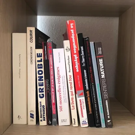 Au Pied Des Sentiers شقة *